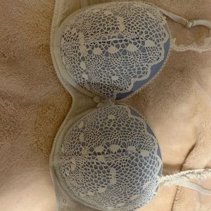 Victoria’s Secret bra